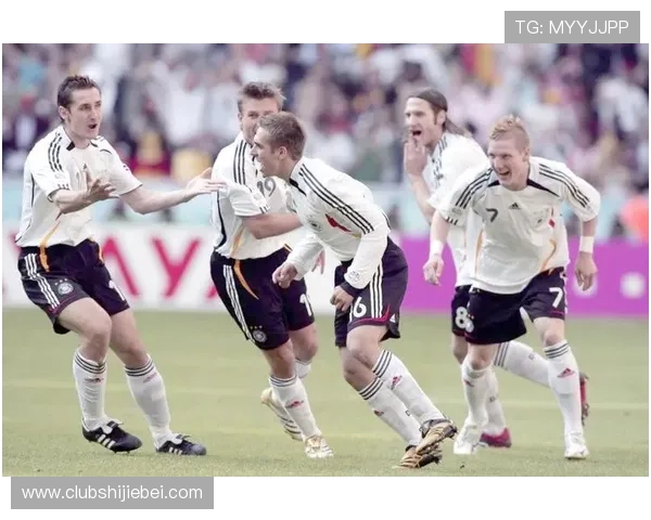 德国国家队世界杯出场照高清图片，记录球队历史性时刻与荣耀瞬间